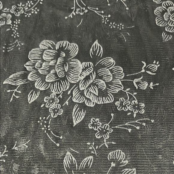 PENNINGTONS Plus size Black Sheer Floral print Top size 2X - Picture 8 of 9